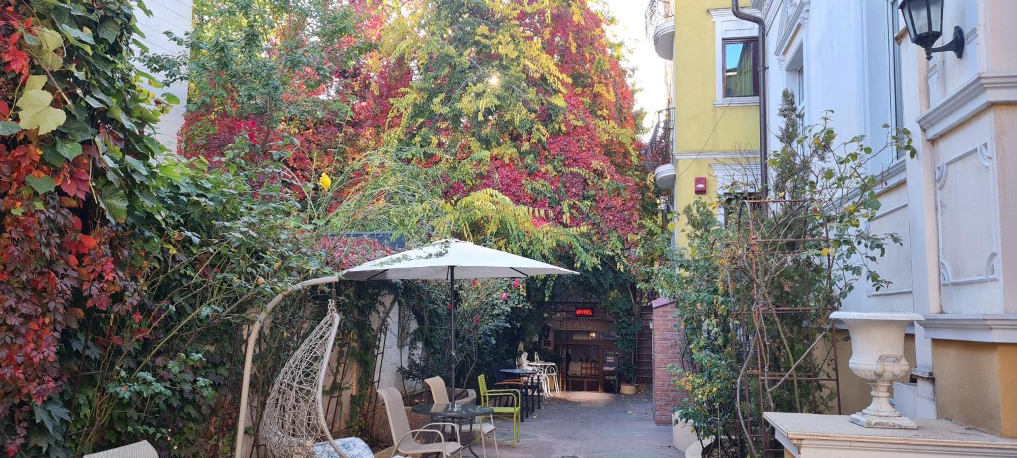 Casa Michelangelo Hotel Bucureşti Ngoại thất bức ảnh