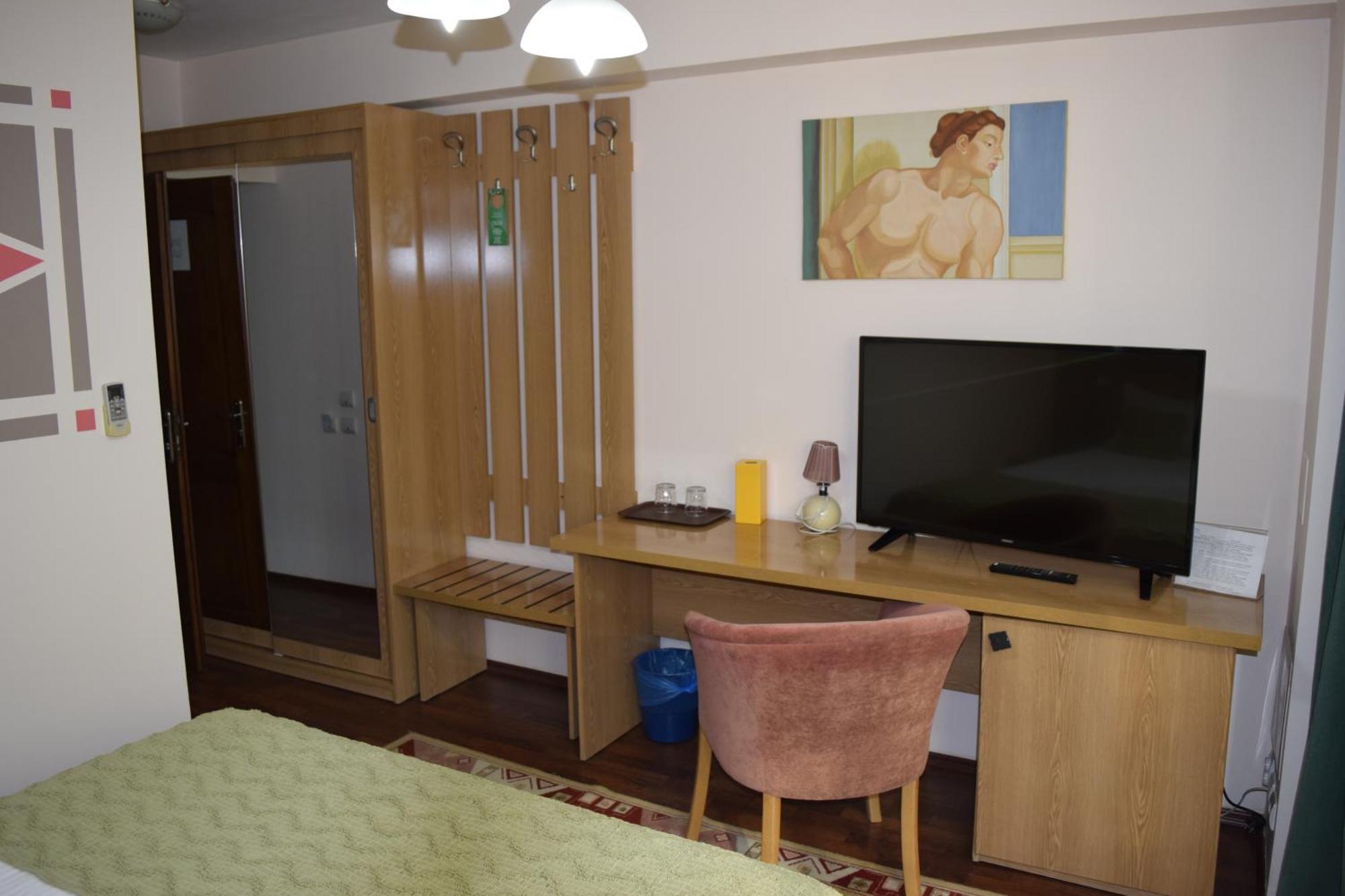 Casa Michelangelo Hotel Bucureşti Ngoại thất bức ảnh